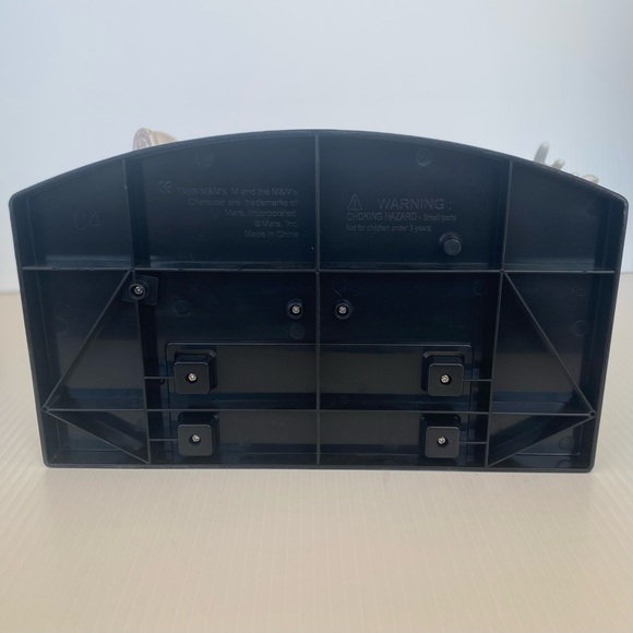 M&M’s Rock'n Roll Cafe Jukebox Candy Dispenser Limited Edition Collectib… - Picture 5 of 11